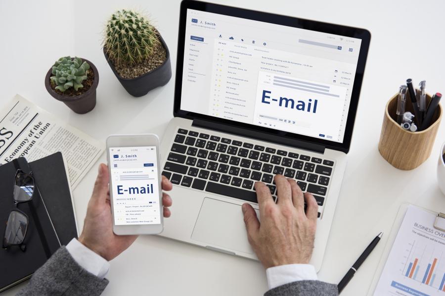 email archiv ecomailz smartphone pc tablet