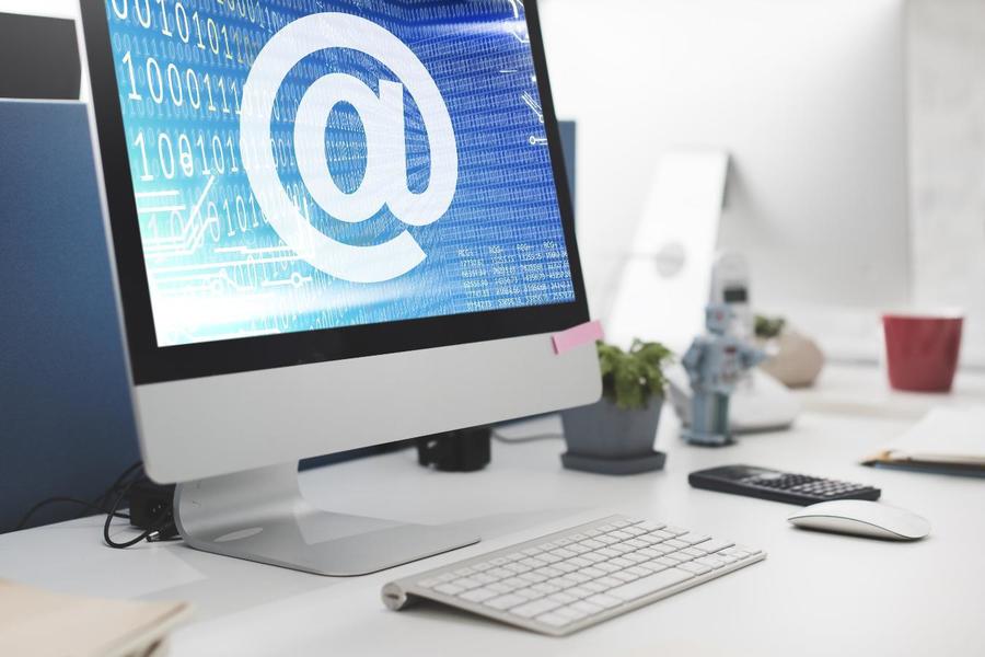 functions features funktionen email archivierung